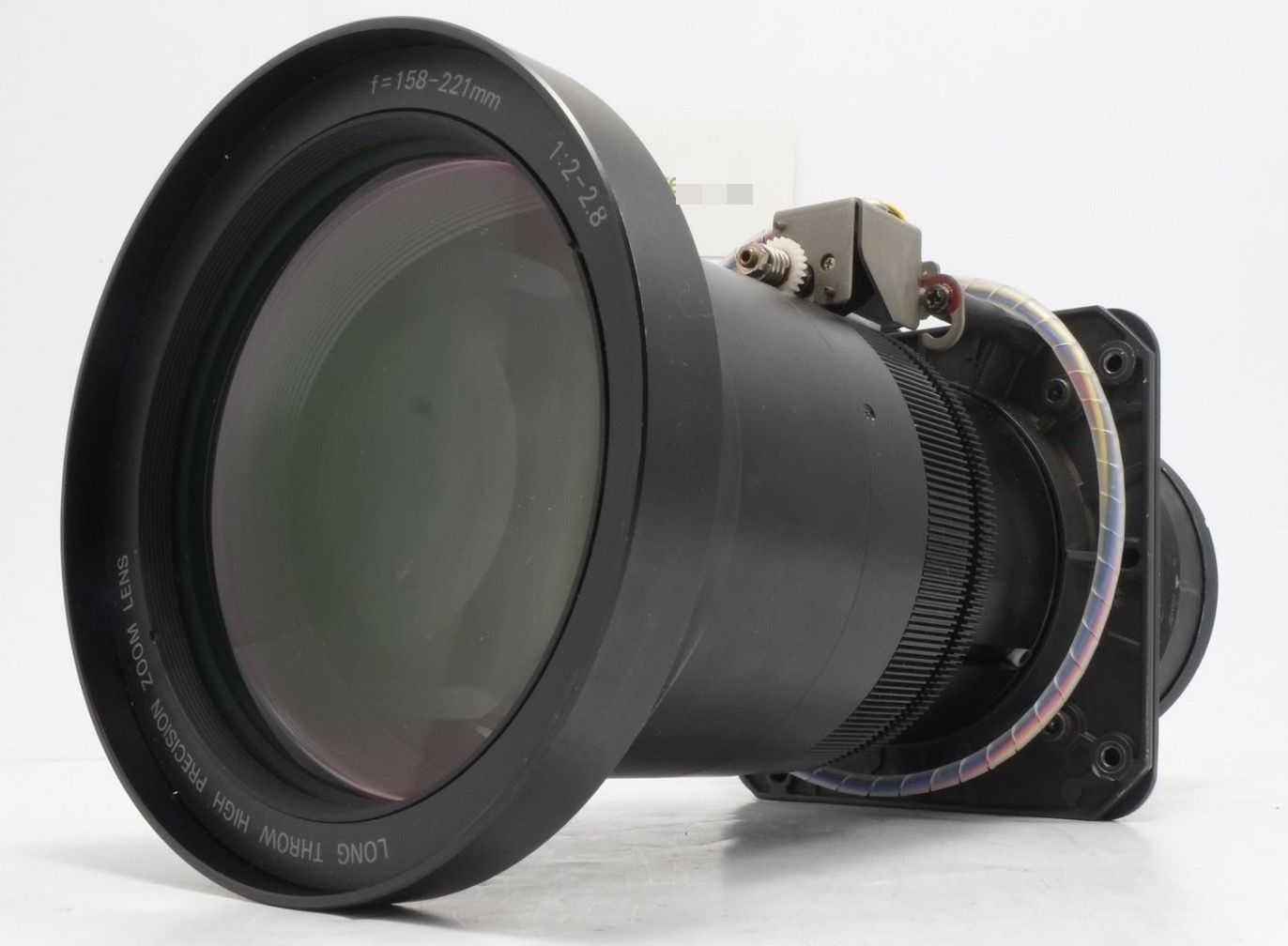 Sanyo LNS-T02 Objektiv